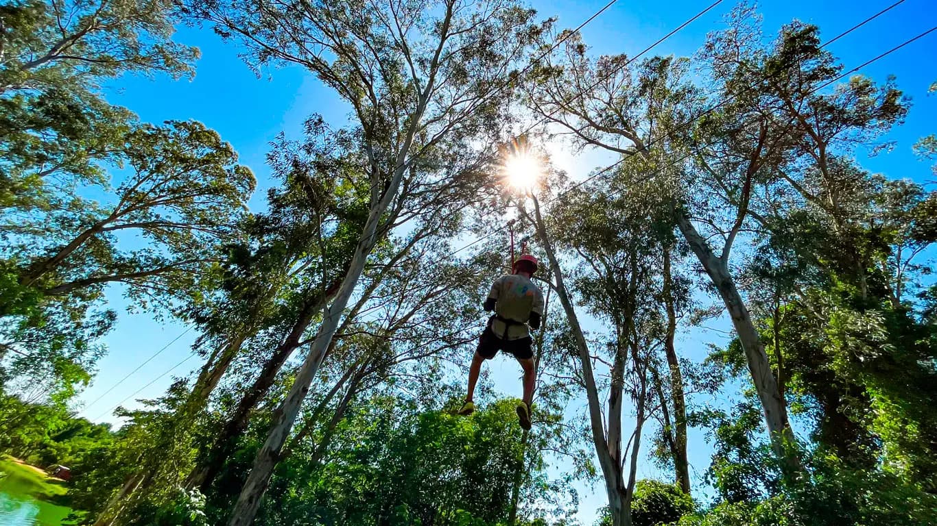 Tirolesa no Terra Parque Eco Resort